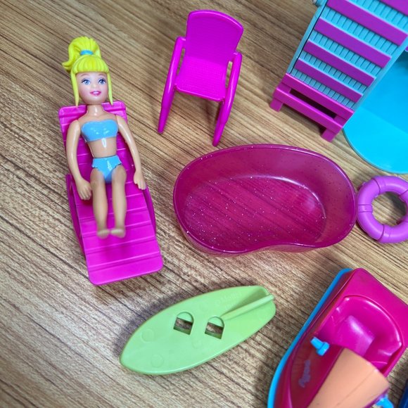 Lot of 16 Pcs Vintage 2002 Polly Pocket Figure and Lifeguard Beach Playset - Picture 4 of 10